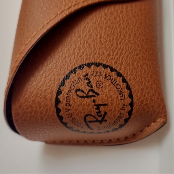 Sunglasses case - Picture 5 of 5